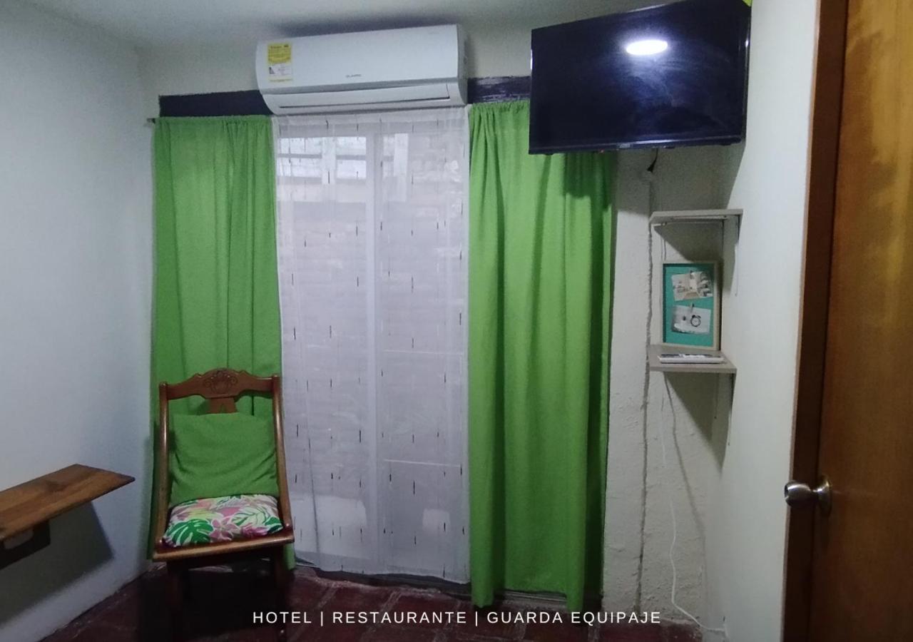 Hotel 4 Manzanas Santa Marta  Buitenkant foto